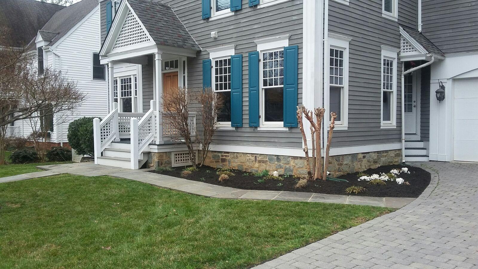 Newly planted and mulched beds in Rockville